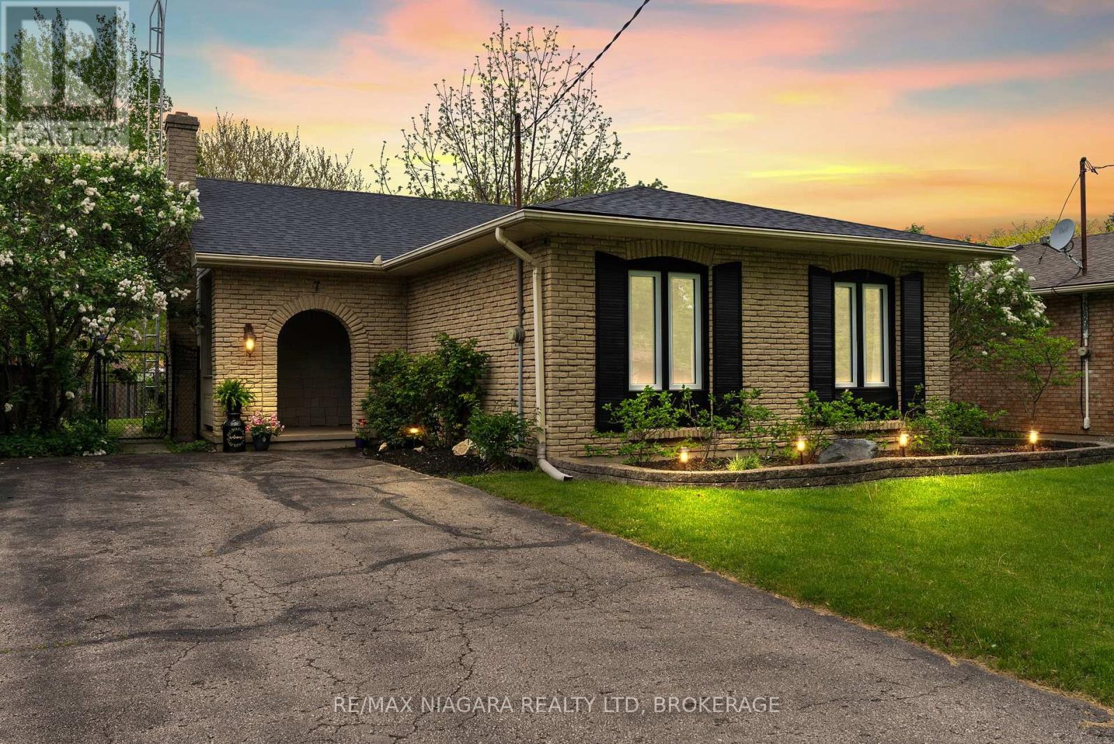 7 Ameer Drive, St. Catharines, Ontario  L2N 3S9 - Photo 34 - X13742194