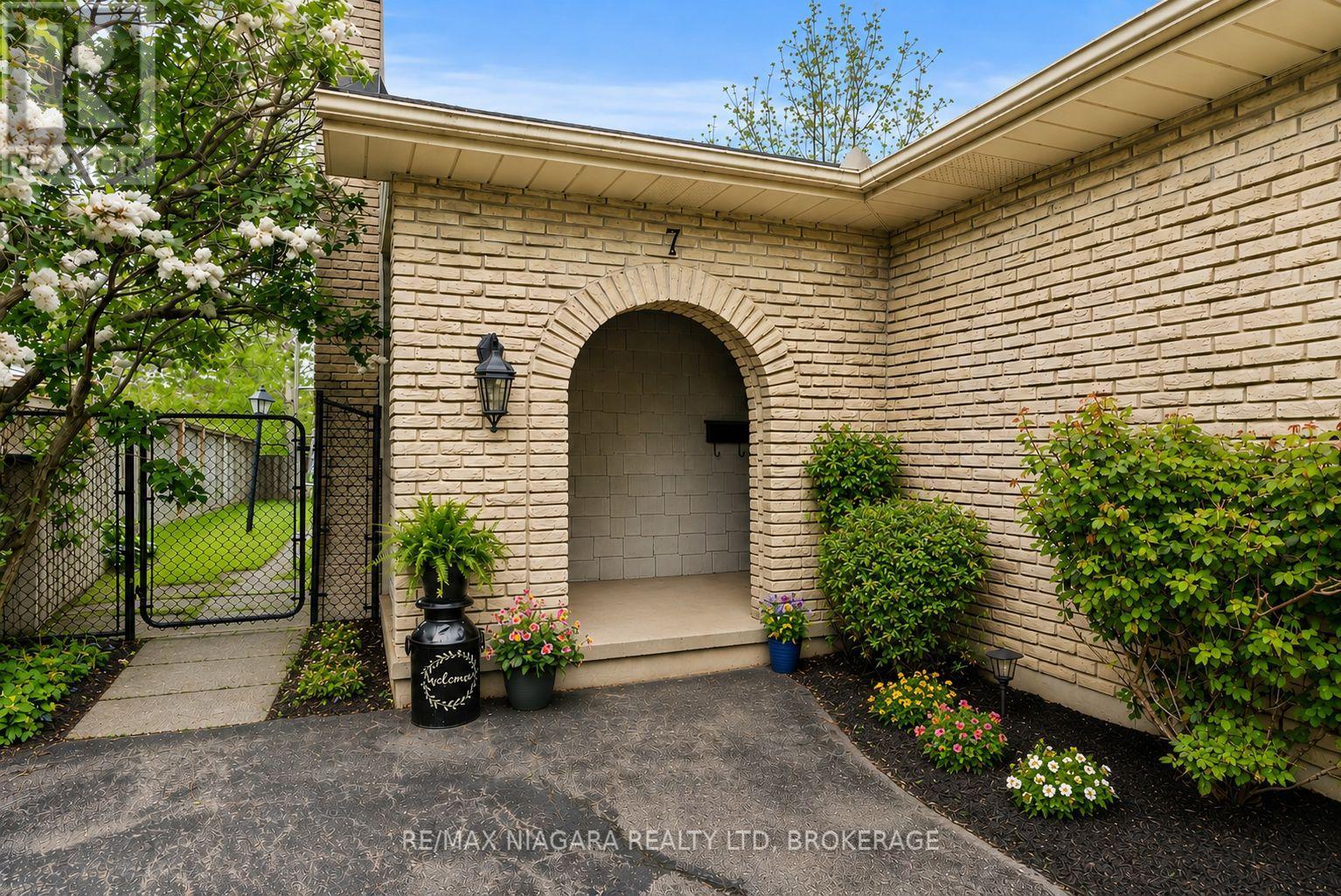 7 Ameer Drive, St. Catharines, Ontario  L2N 3S9 - Photo 5 - X13742194