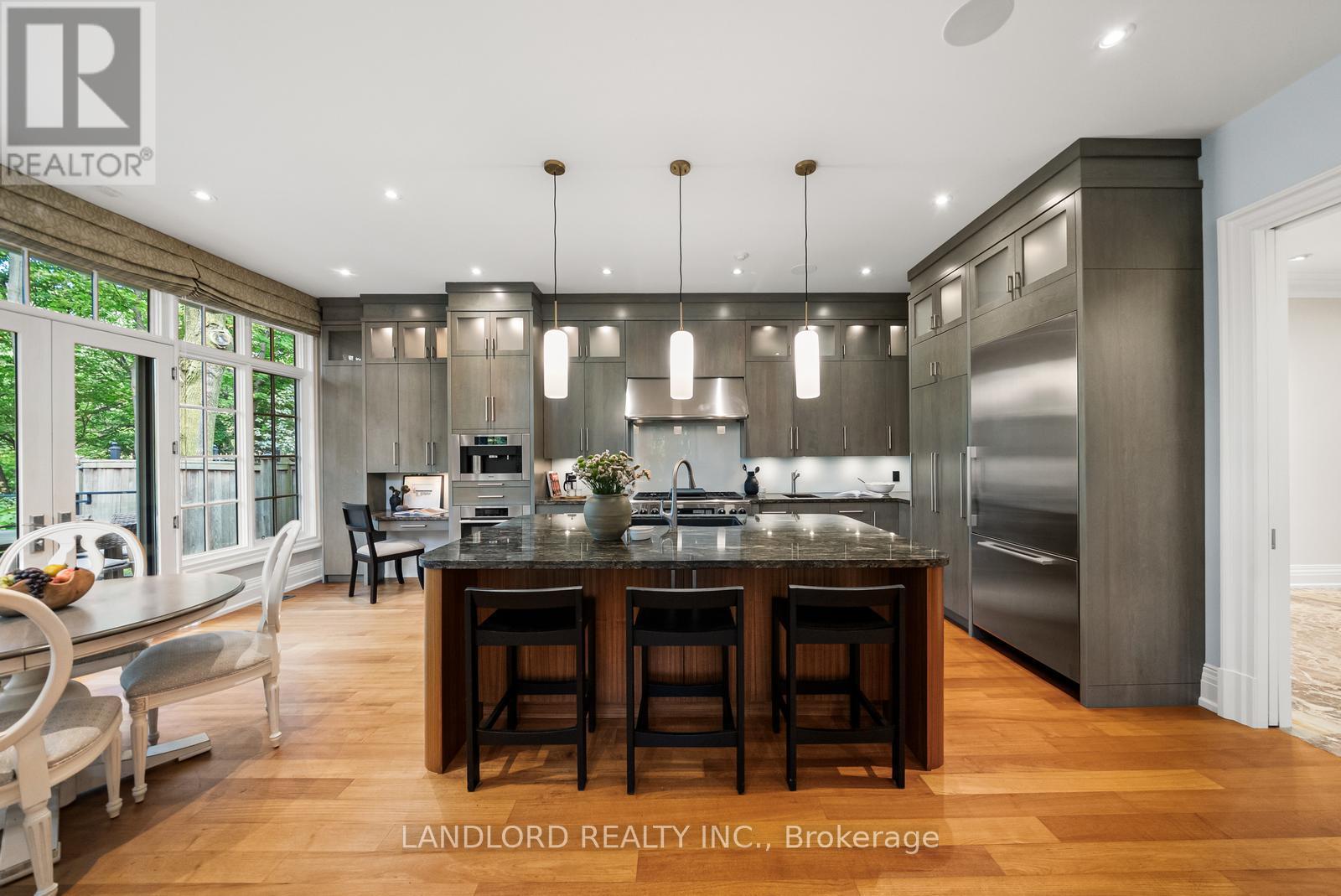 94 Inglewood Drive, Toronto, Ontario  M4T 1H5 - Photo 12 - C13742448