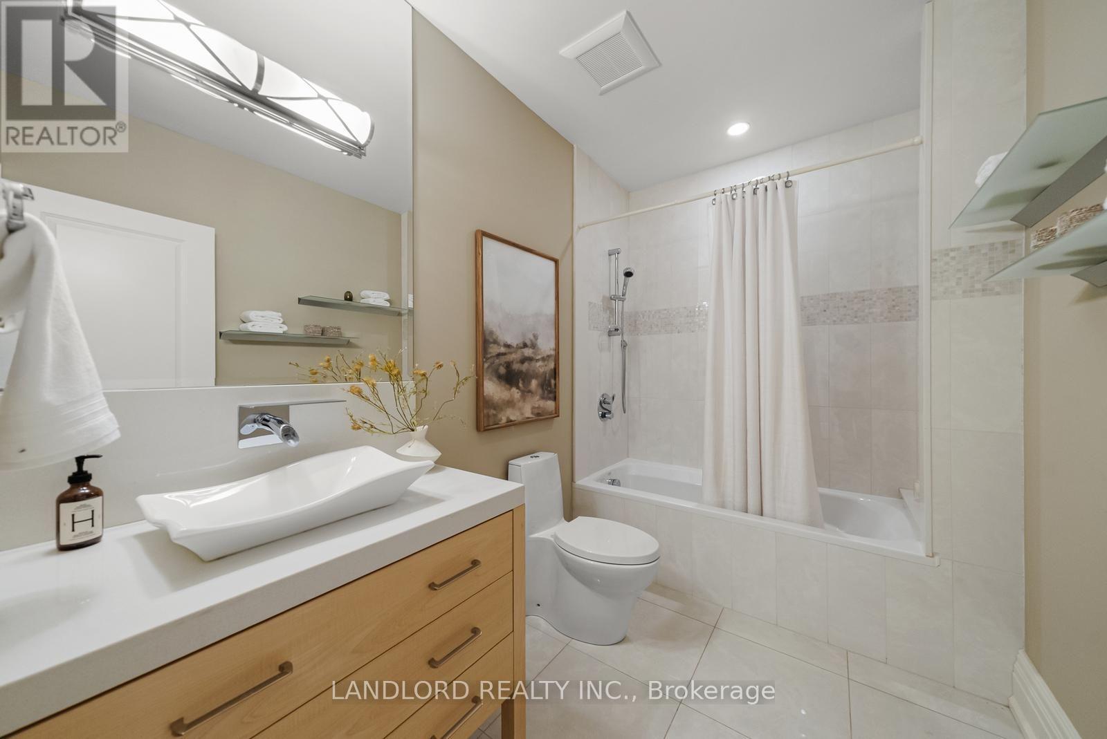 94 Inglewood Drive, Toronto, Ontario  M4T 1H5 - Photo 40 - C13742448