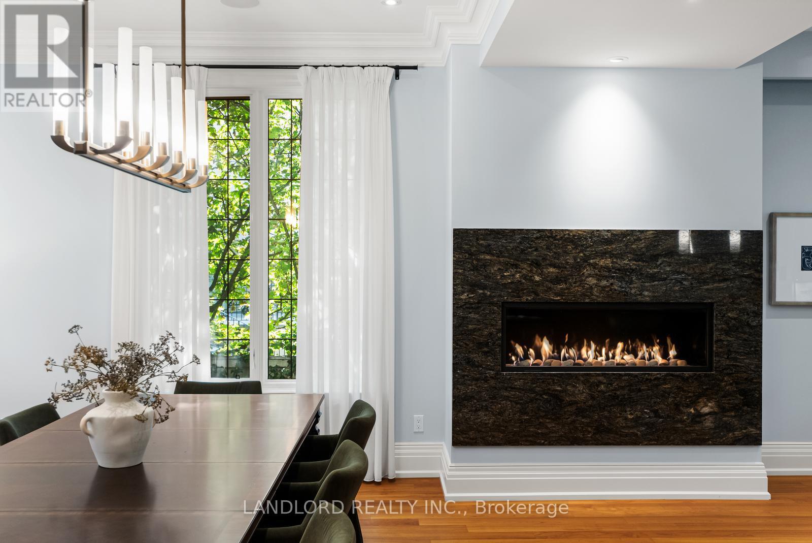 94 Inglewood Drive, Toronto, Ontario  M4T 1H5 - Photo 9 - C13742448
