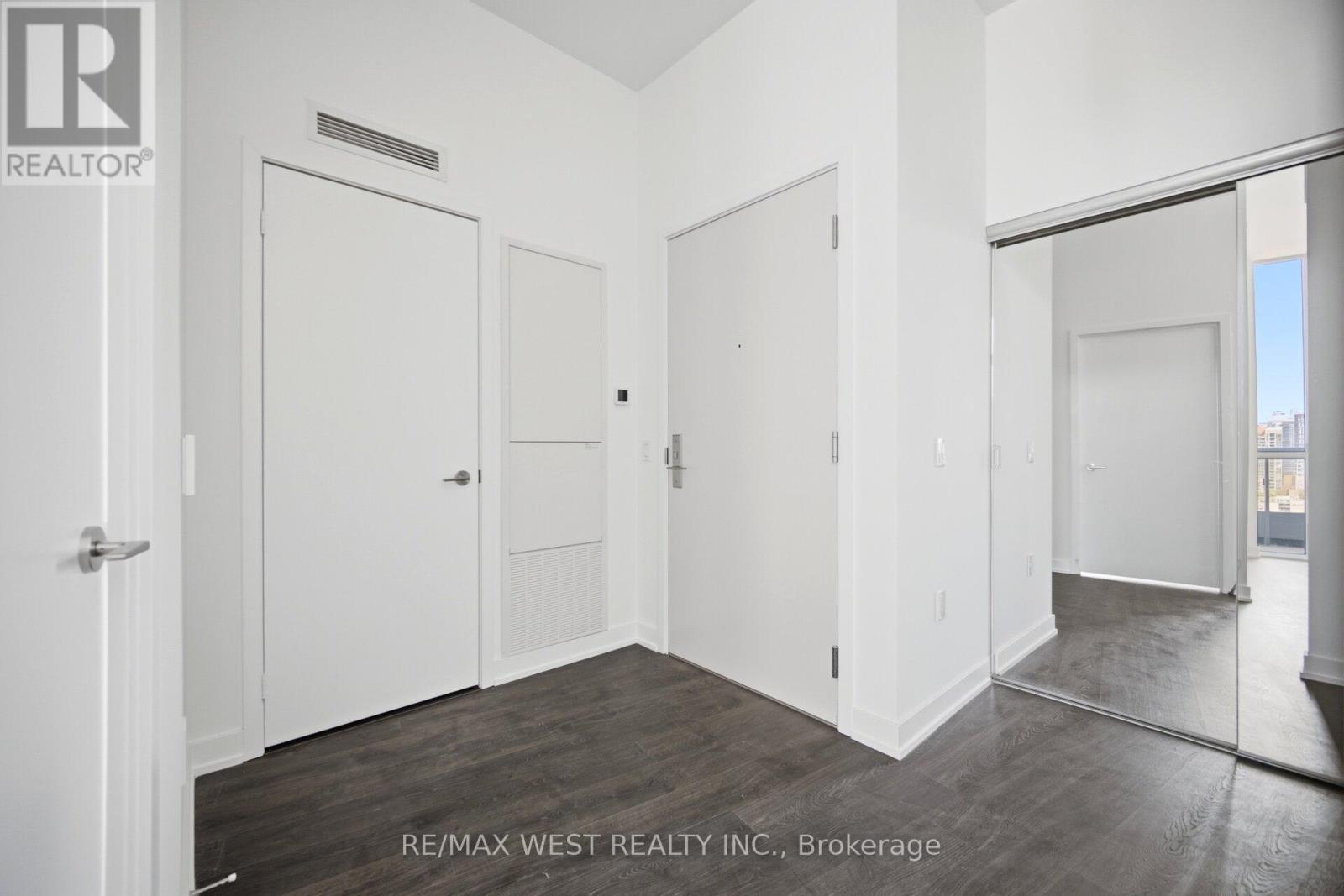 701 - 15 Richardson Street, Toronto, Ontario  M5A 0Y5 - Photo 11 - C13742454