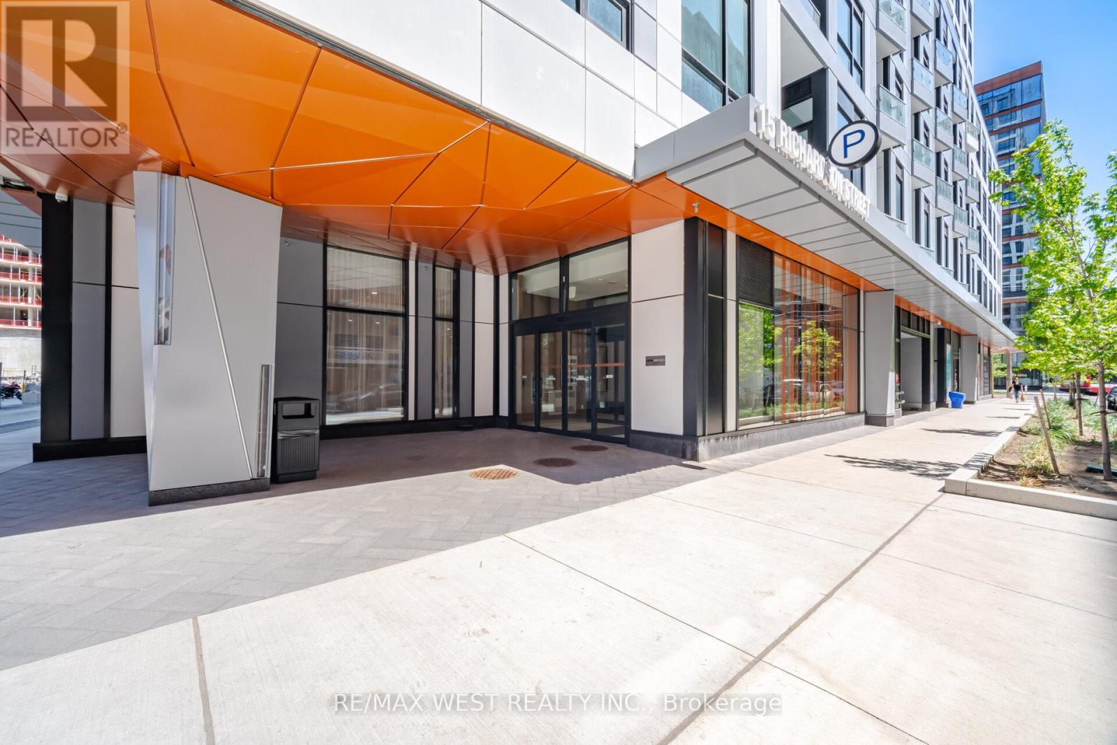 701 - 15 Richardson Street, Toronto, Ontario  M5A 0Y5 - Photo 3 - C13742454