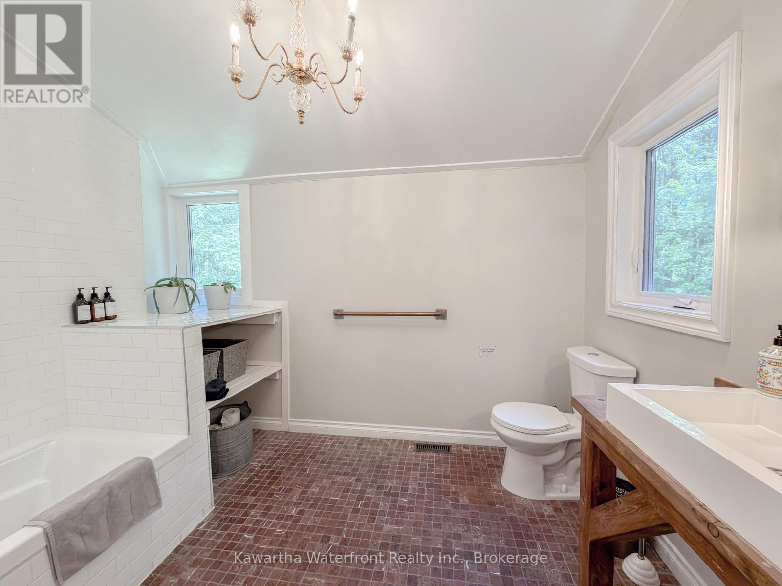 85 Nevison Drive, Kawartha Lakes, Ontario  K0M 2L0 - Photo 27 - X13742464
