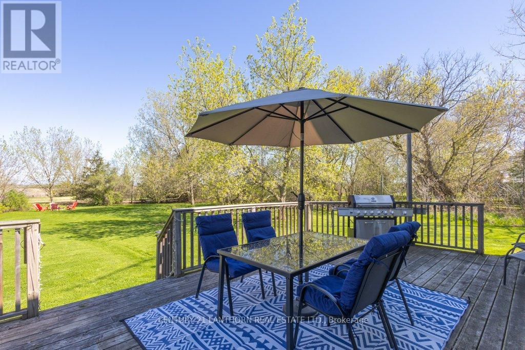 986 Black Road, Prince Edward County, Ontario  K0K 1W0 - Photo 35 - X13742590