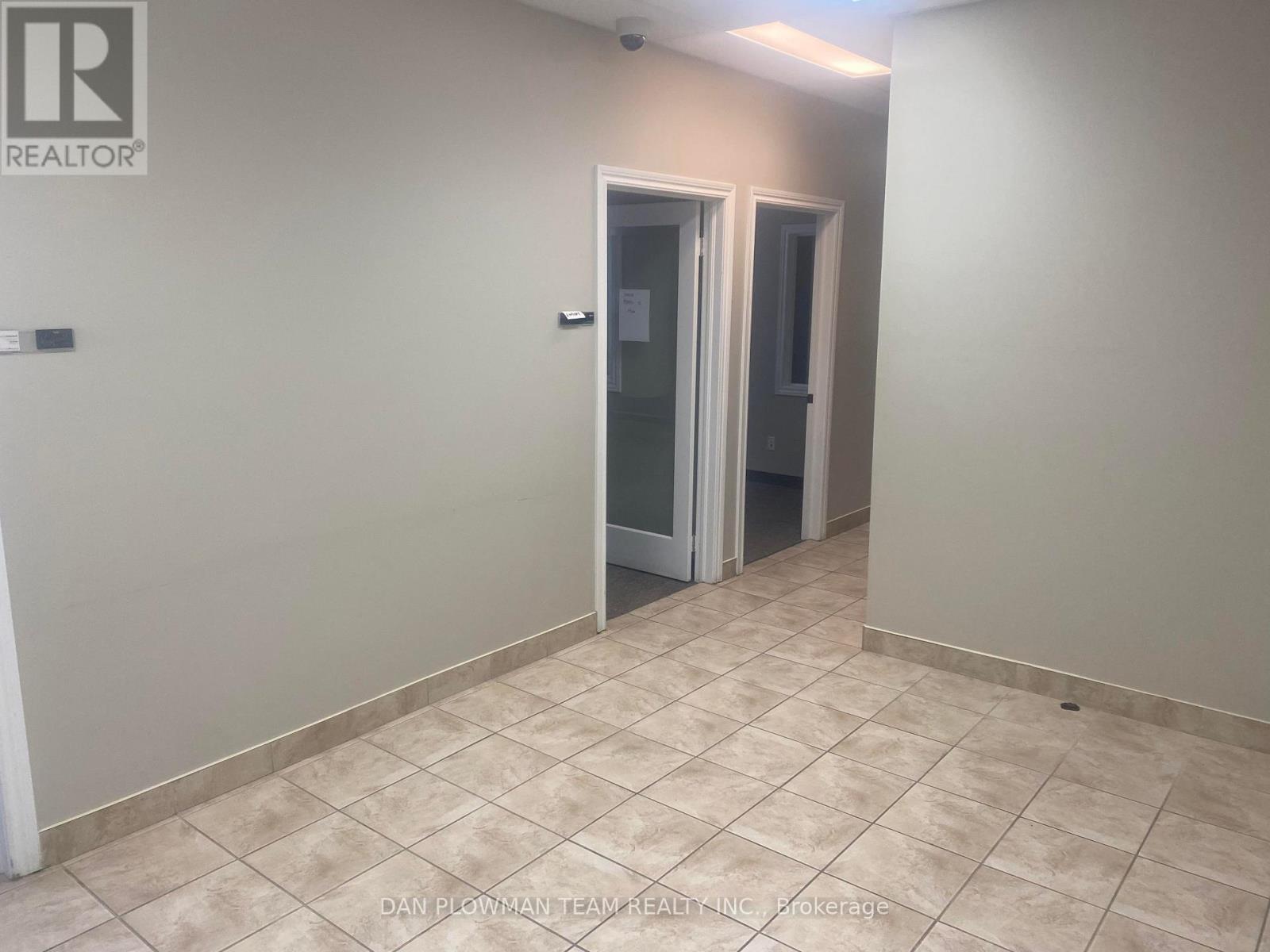 360 King Street W, Oshawa, Ontario  L1J 2J9 - Photo 6 - E13742488