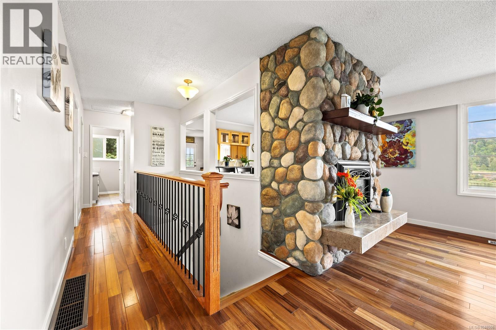 2077 Lakeside Dr, Nanaimo, British Columbia  V9X 1B5 - Photo 6 - 1048508