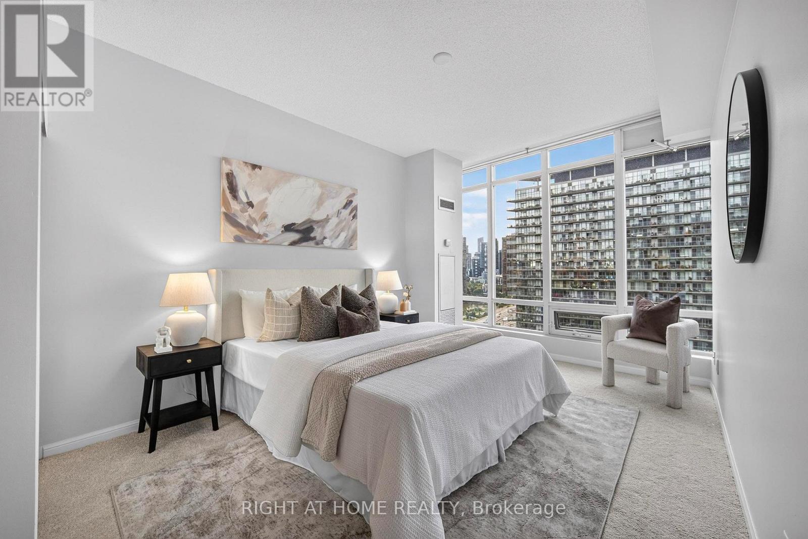 2201 - 15 Windermere Avenue, Toronto, Ontario  M6S 5A2 - Photo 11 - W13742476