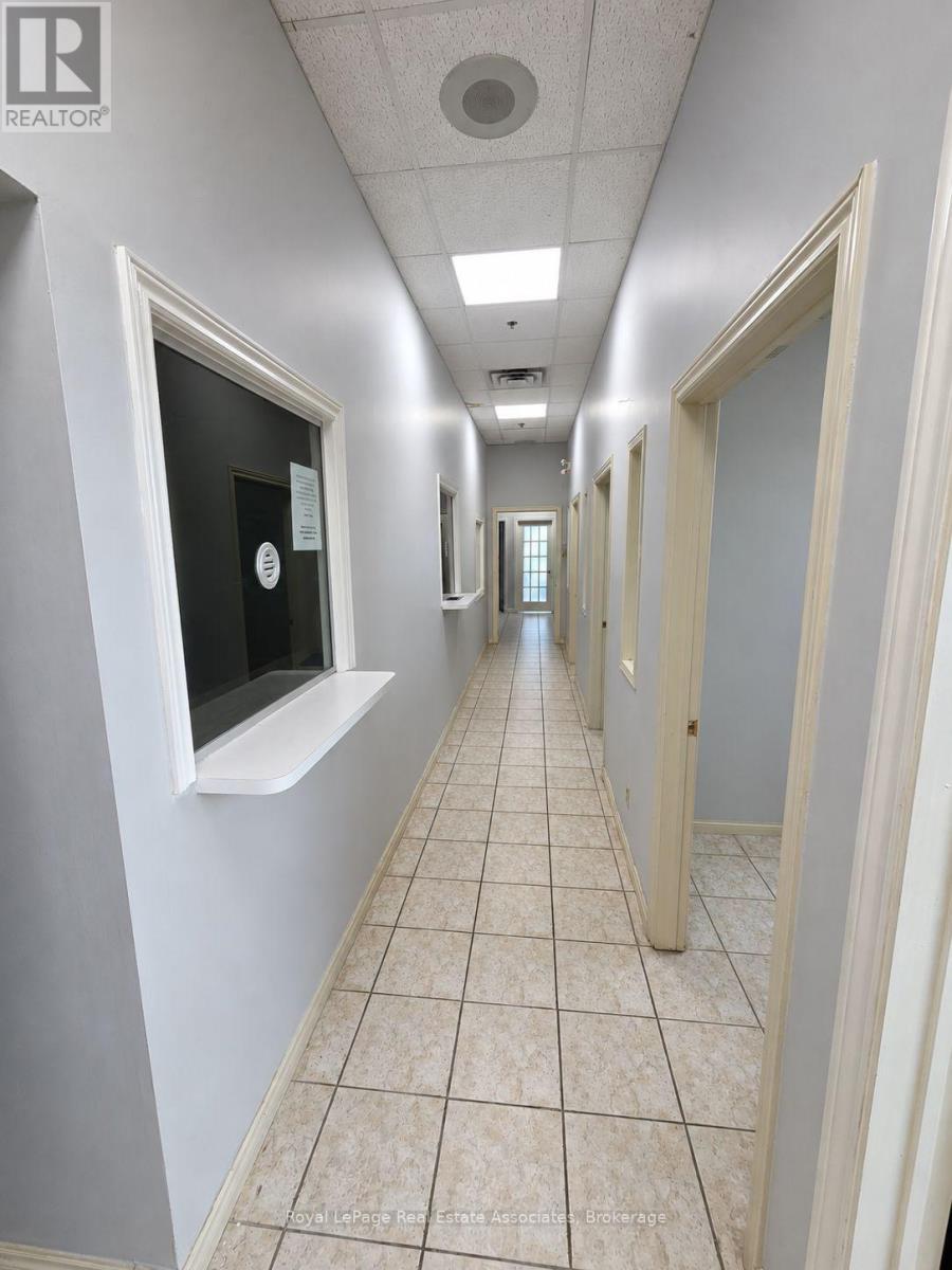 206/208 - 2260 Bovaird Drive E, Brampton, Ontario  L6R 3J5 - Photo 12 - W13742568