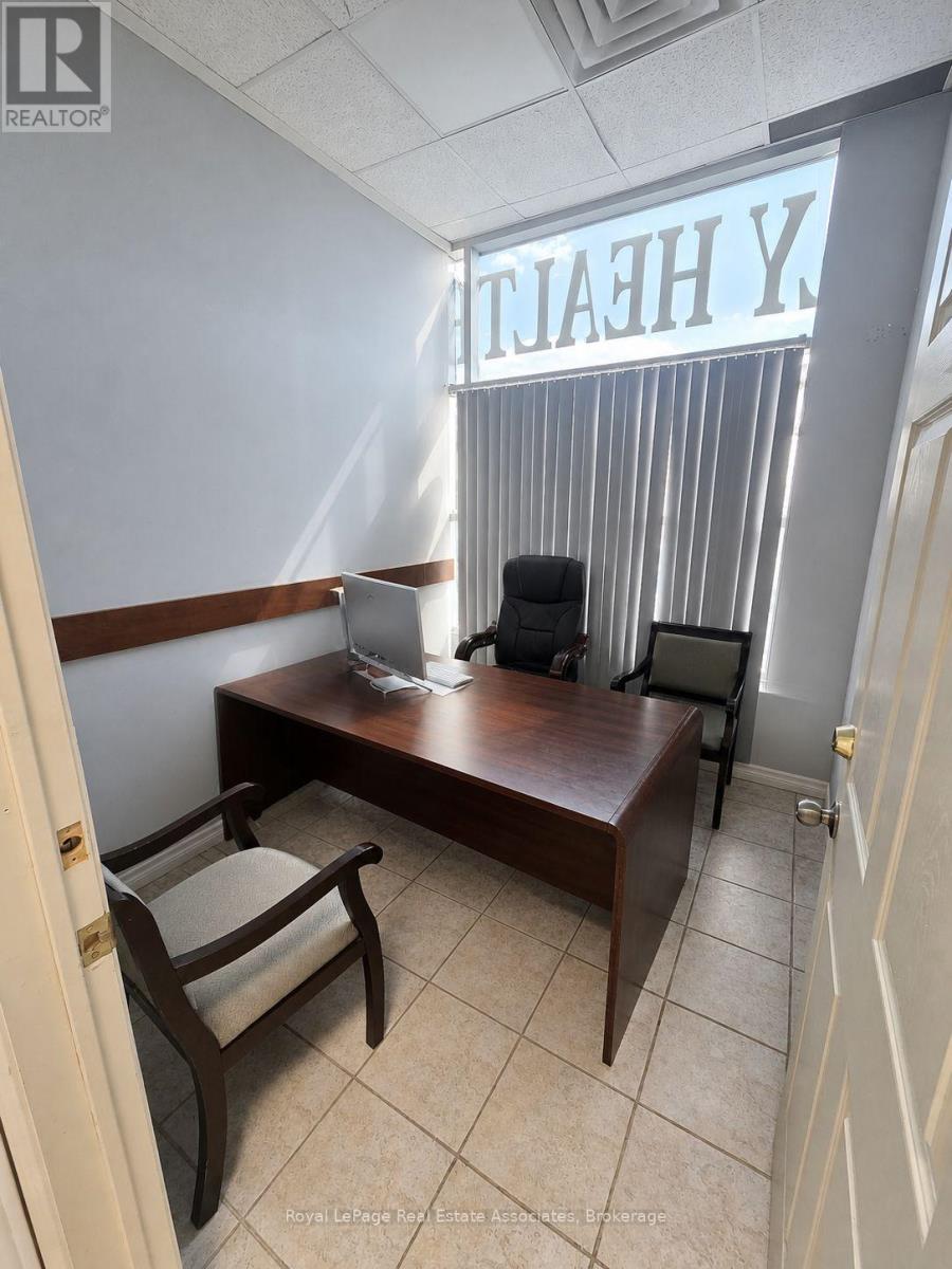 206/208 - 2260 Bovaird Drive E, Brampton, Ontario  L6R 3J5 - Photo 18 - W13742568