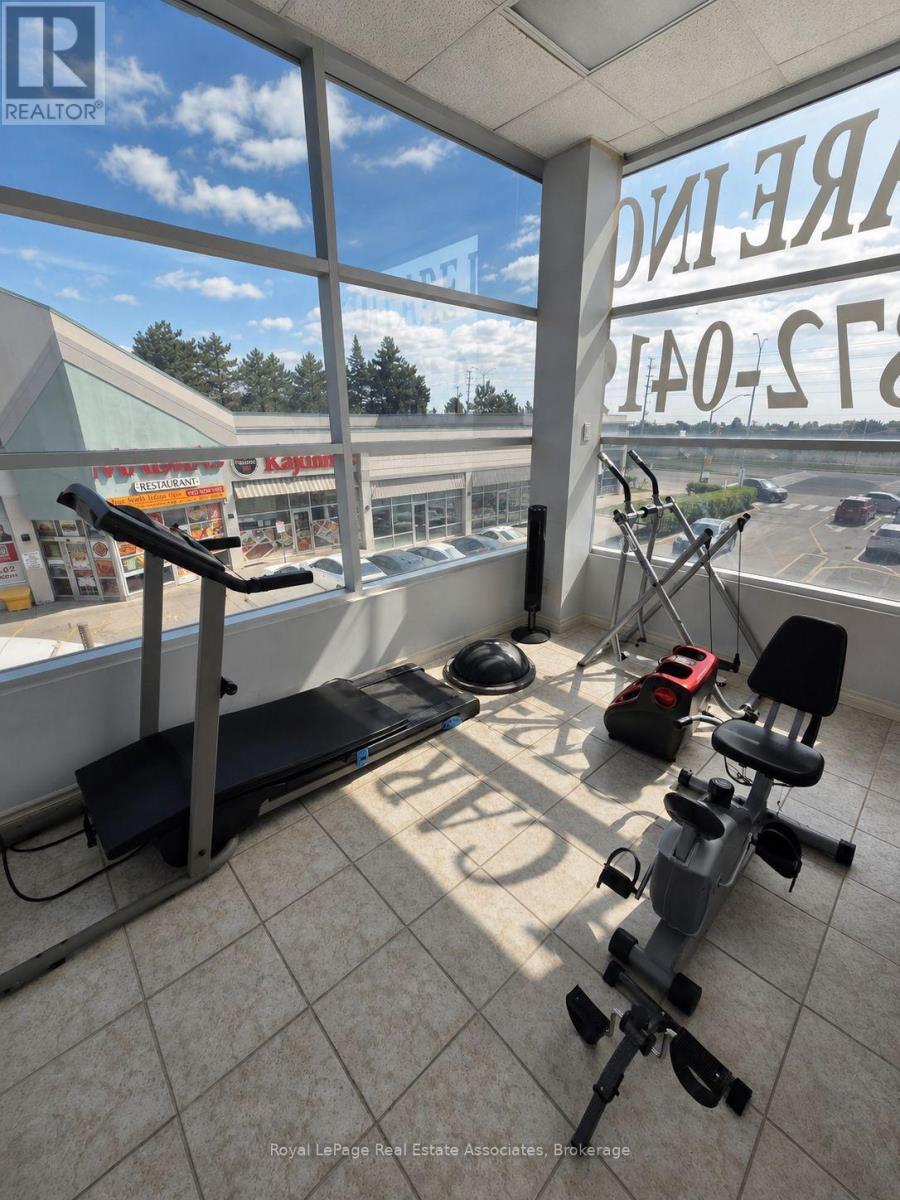 206/208 - 2260 Bovaird Drive E, Brampton, Ontario  L6R 3J5 - Photo 24 - W13742568