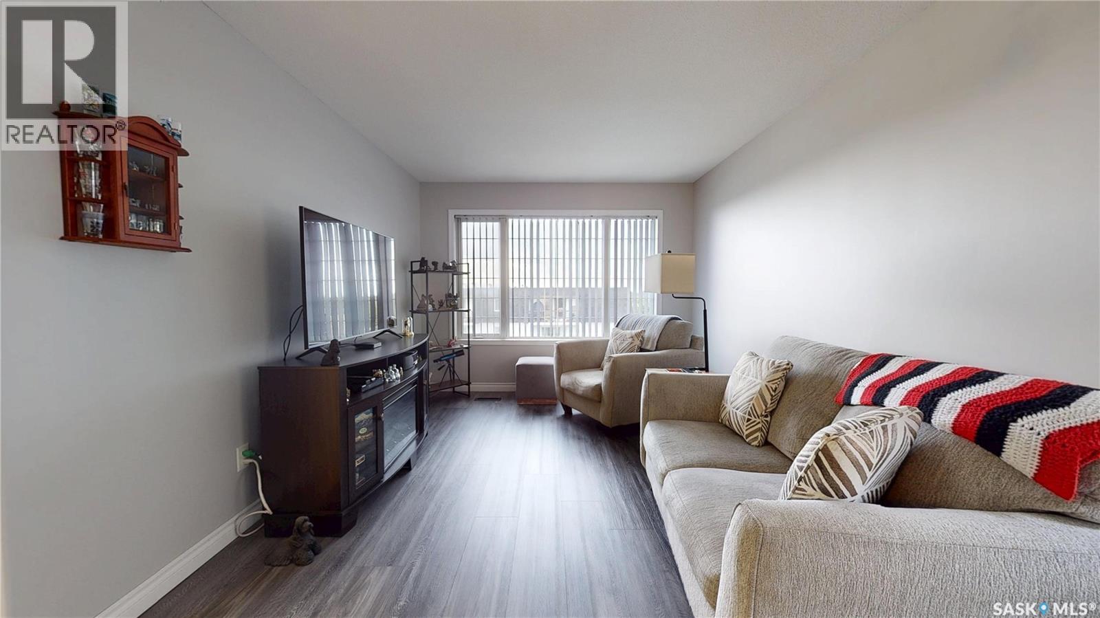 404 28 Kleisinger Crescent, Regina, Saskatchewan  S4R 8T8 - Photo 4 - SK047478