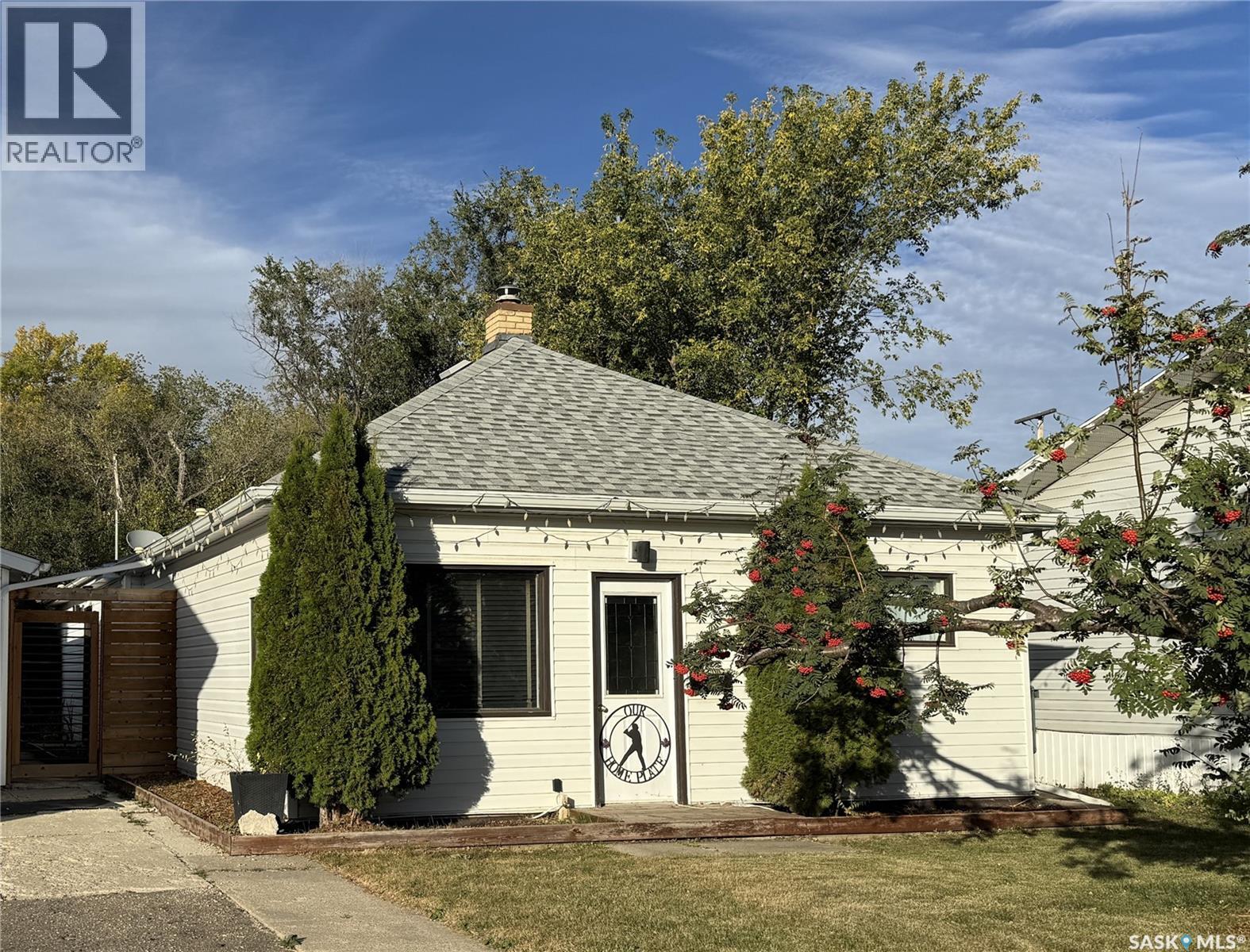 307 6th AVENUE E, Biggar, Saskatchewan