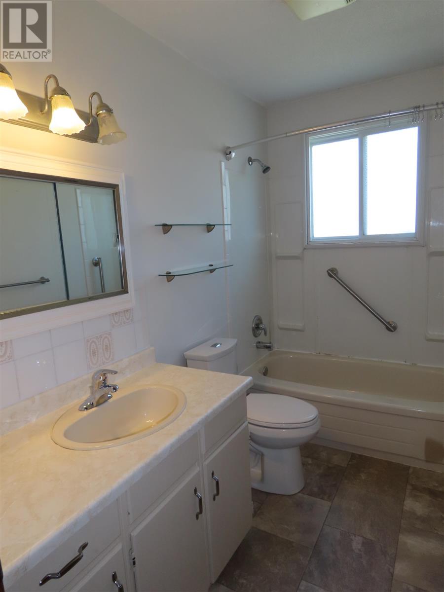 32 Breton Rd, Sault Ste Marie, Ontario P6B 5W6 - Photo 17 - SM262291