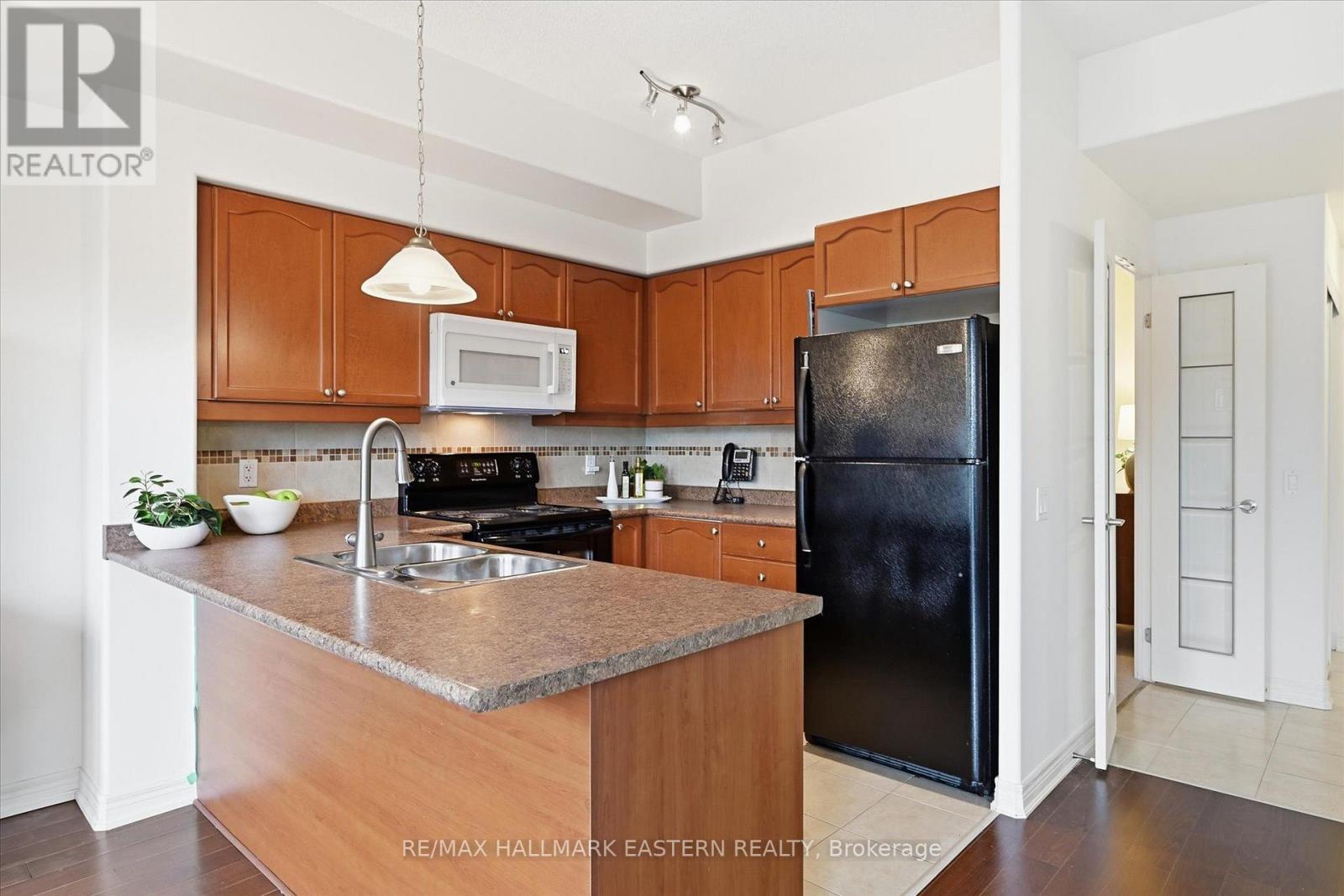 Ph16 - 869 Clonsilla Avenue, Peterborough, Ontario K9J 0B7 - Photo 8 - X13742658