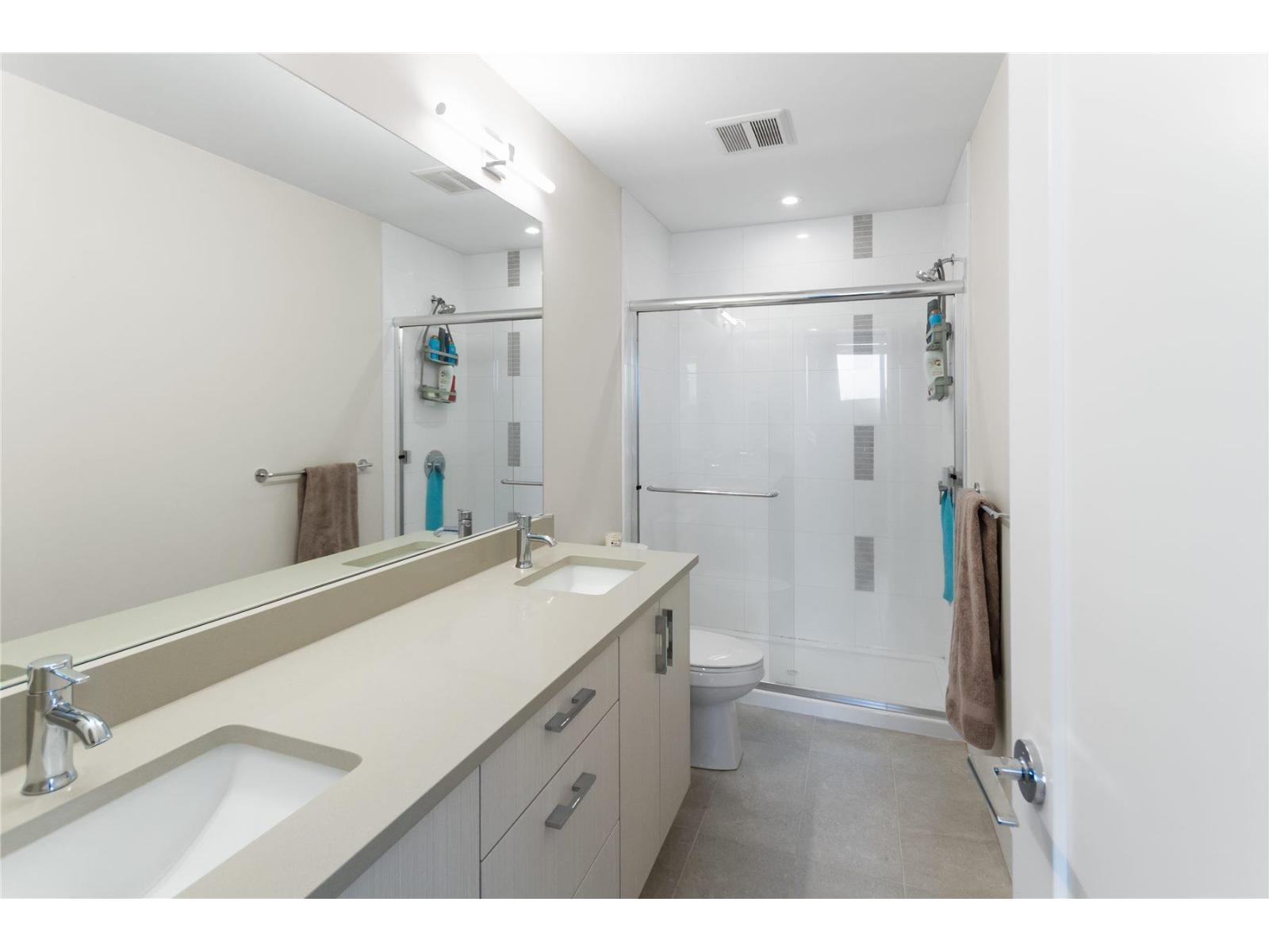512 32838 Ventura Avenue, Abbotsford, British Columbia  V2S 0M5 - Photo 10 - R3160909