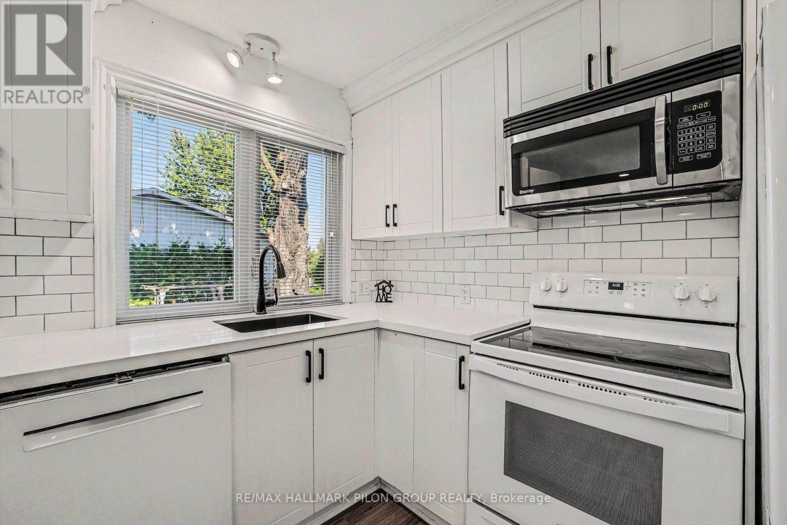 1290 St. Jean Street, Ottawa, Ontario  K1C 1N6 - Photo 11 - X13742822