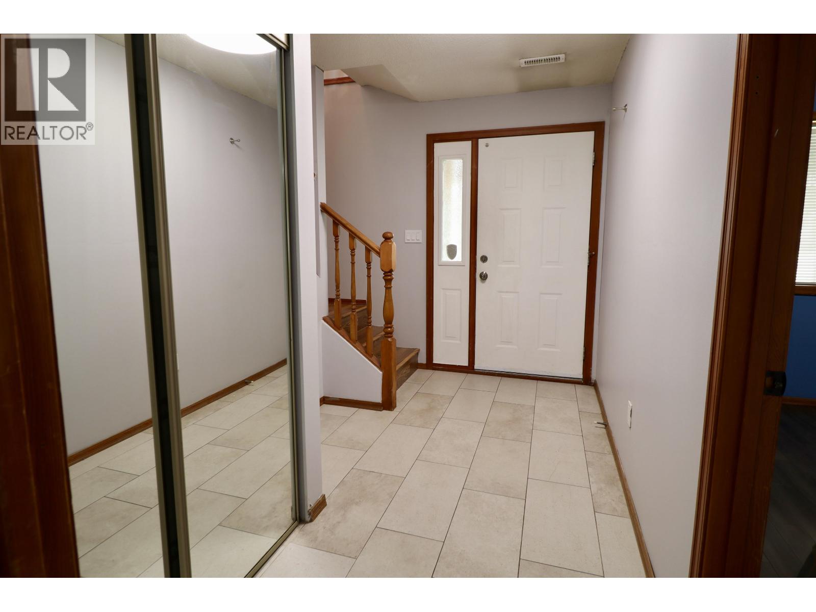 438 Carrier Place, Prince George, British Columbia  V2M 6X9 - Photo 2 - R3161365