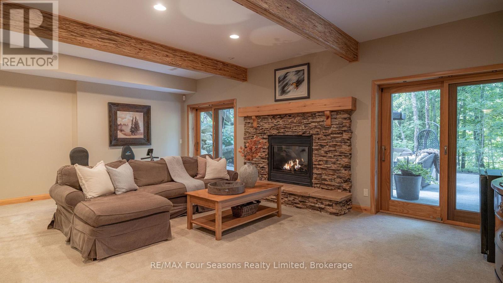 129 Davos Drive, Blue Mountains, Ontario  L9Y 0S9 - Photo 35 - X13742646