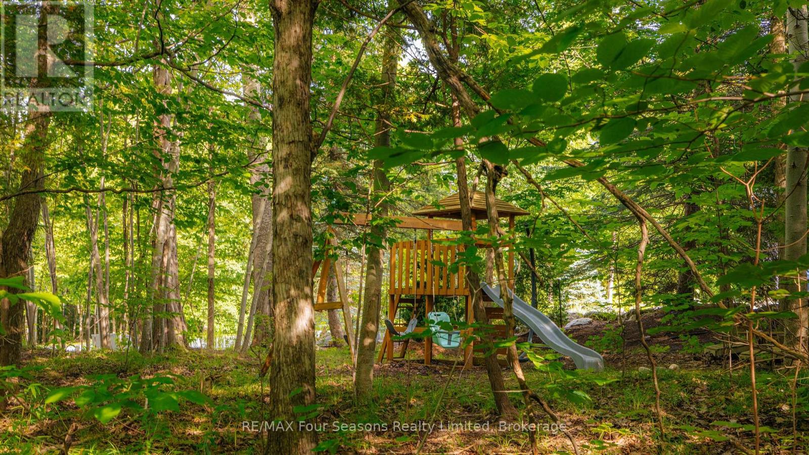 129 Davos Drive, Blue Mountains, Ontario  L9Y 0S9 - Photo 42 - X13742646