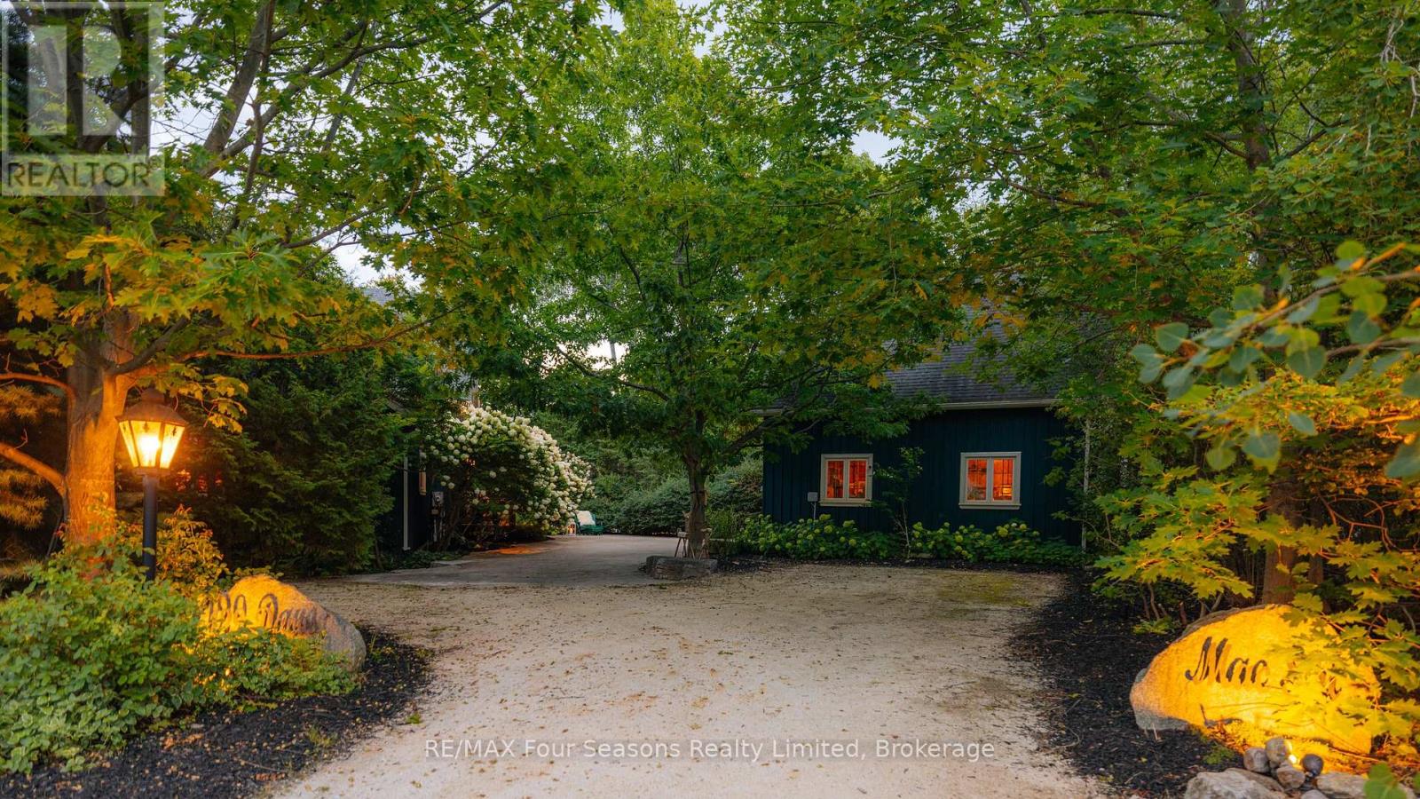 129 Davos Drive, Blue Mountains, Ontario  L9Y 0S9 - Photo 6 - X13742646