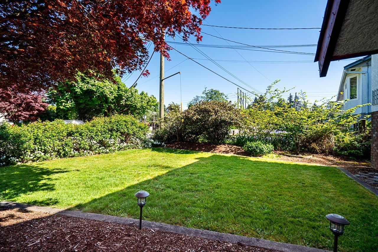 8771 Shepherd Way, Delta, British Columbia  V4C 4J9 - Photo 3 - R3161352