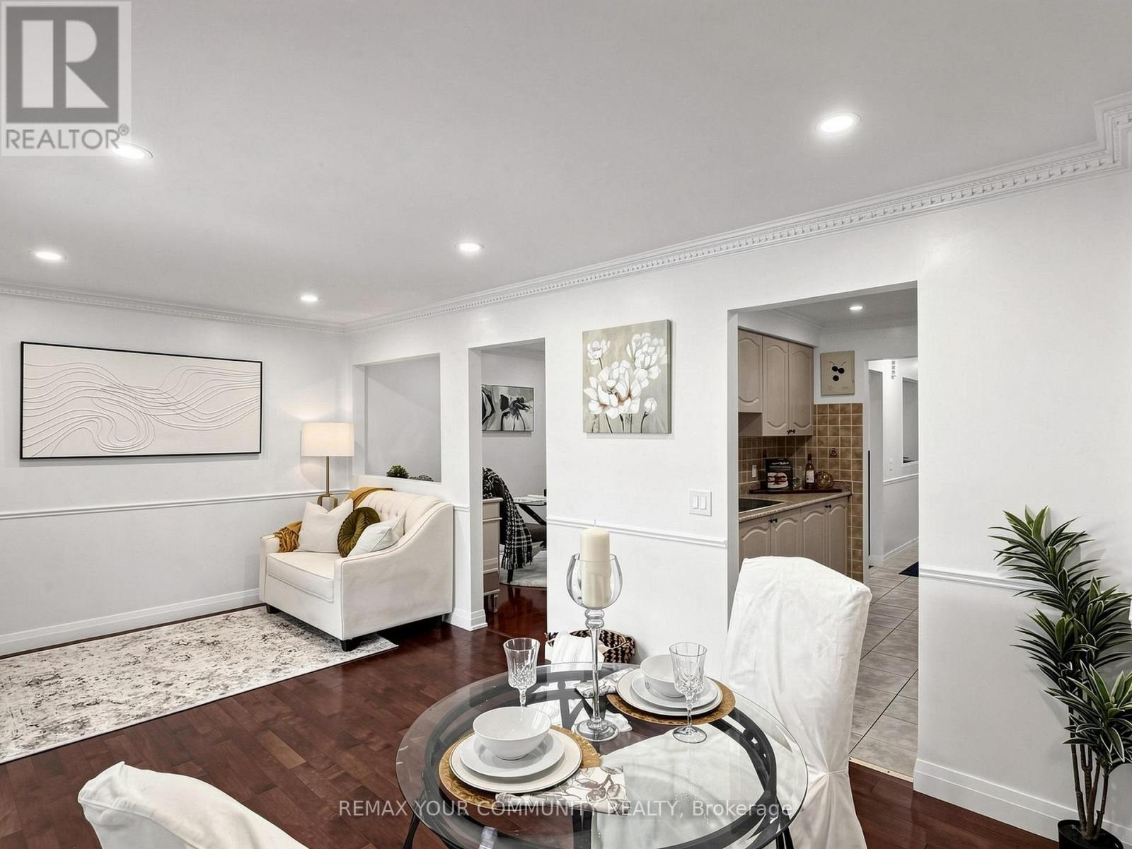 59 Valley Stream Drive, Toronto, Ontario  M1V 2A4 - Photo 17 - E13742810