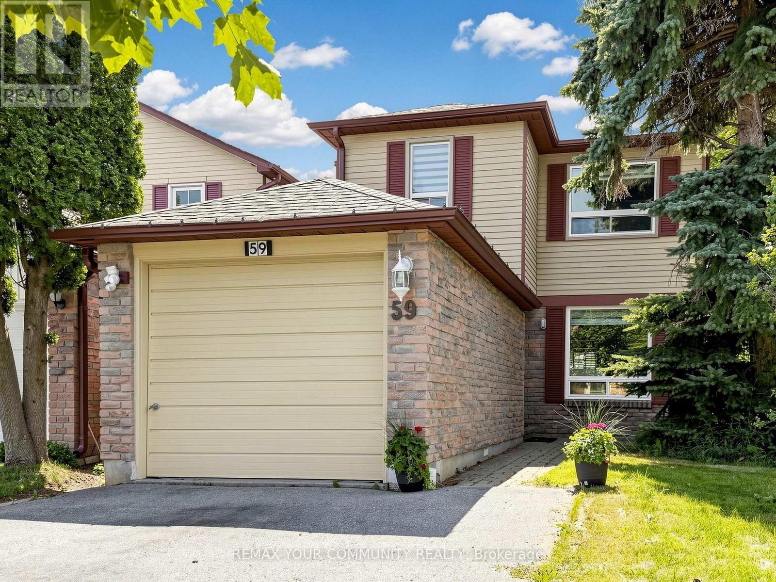 59 Valley Stream Drive, Toronto, Ontario  M1V 2A4 - Photo 3 - E13742810