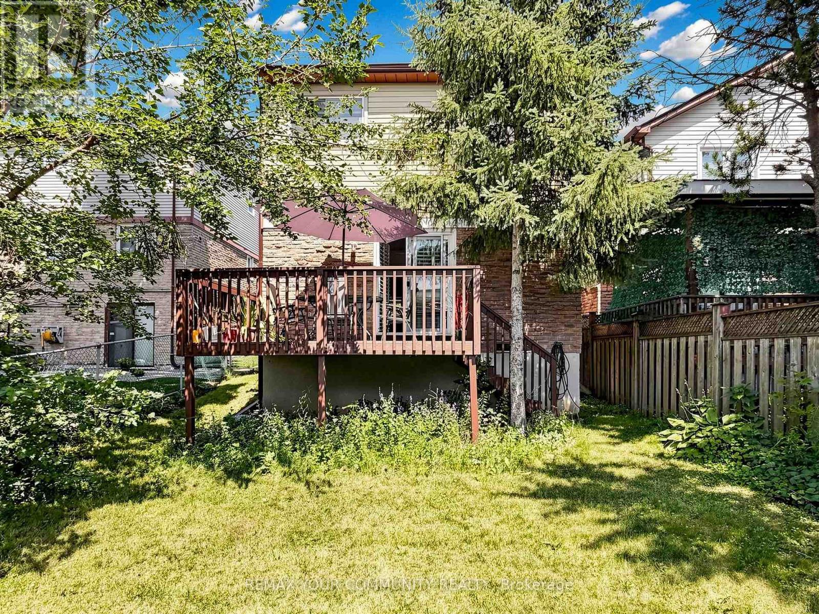 59 Valley Stream Drive, Toronto, Ontario  M1V 2A4 - Photo 30 - E13742810