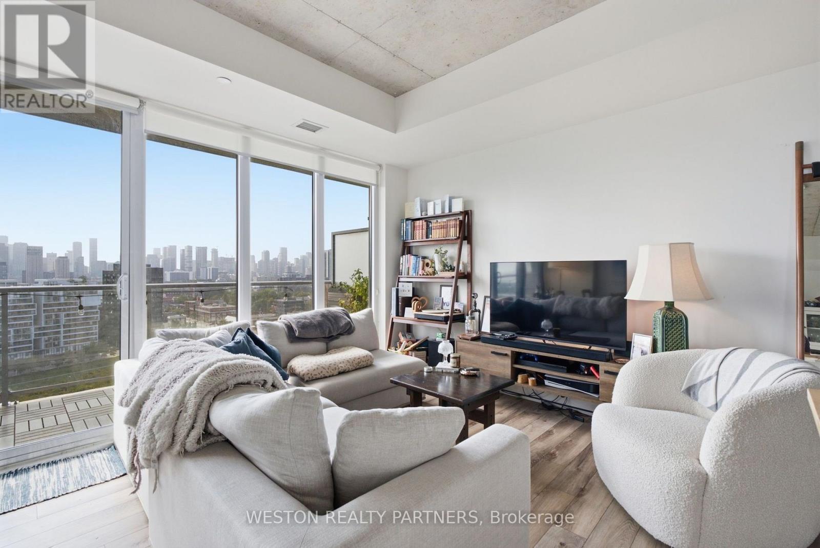 1607 - 15 Baseball Place, Toronto, Ontario  M4M 0E6 - Photo 14 - E13742816