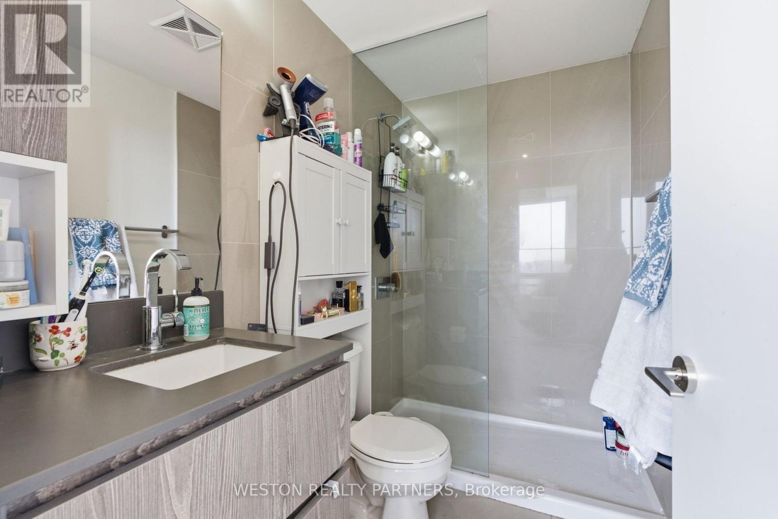 1607 - 15 Baseball Place, Toronto, Ontario  M4M 0E6 - Photo 21 - E13742816