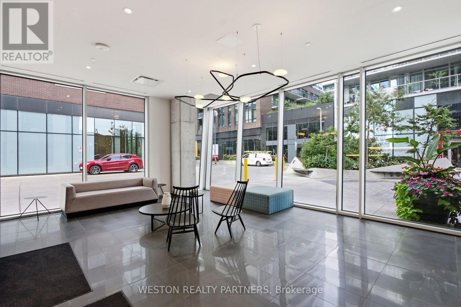 1607 - 15 Baseball Place, Toronto, Ontario  M4M 0E6 - Photo 3 - E13742816