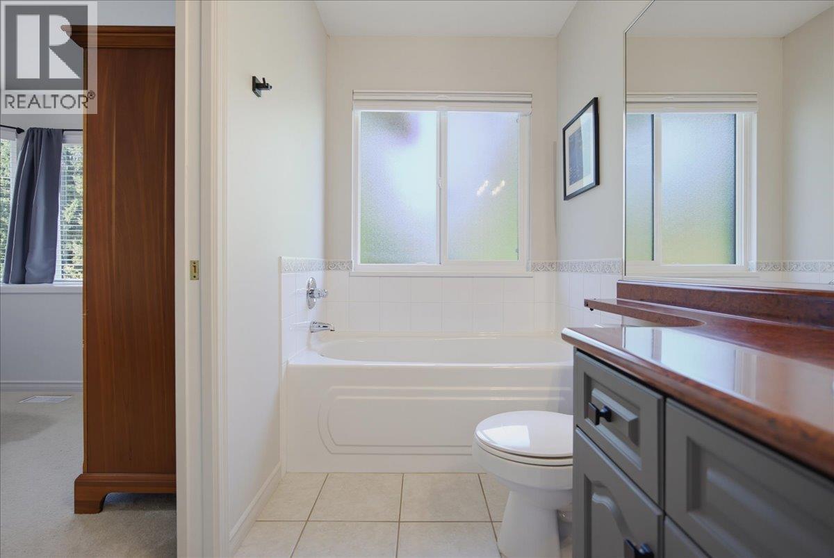 24030 102a Avenue, Maple Ridge, British Columbia  V2W 2A2 - Photo 22 - R3160283