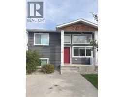1, 469 15 Street, Fort Macleod, Alberta