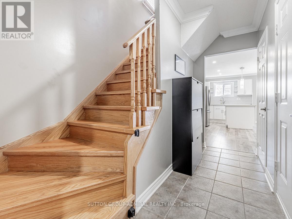 224 Kelso Crescent, Vaughan, Ontario  L6A 2E1 - Photo 5 - N13742636
