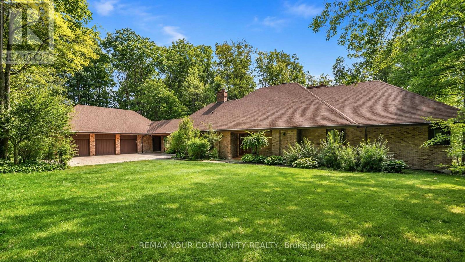76 Trailwood Crescent, Richmond Hill, Ontario  L4E 3L9 - Photo 5 - N13742638
