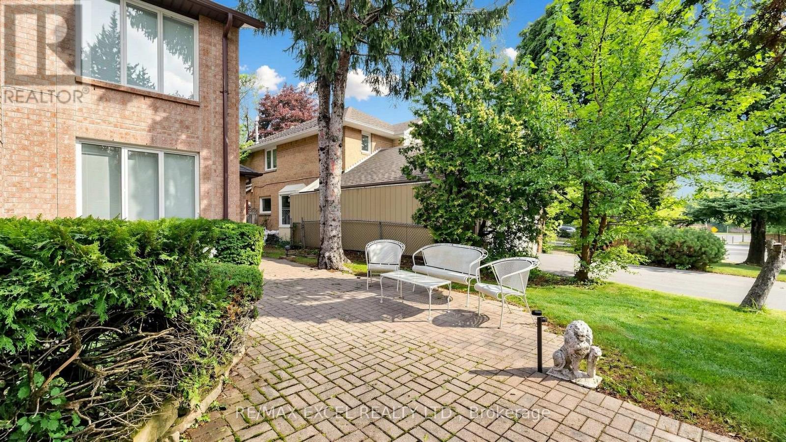 11 Alexis Road, Markham, Ontario  L3T 6Z2 - Photo 2 - N13742676