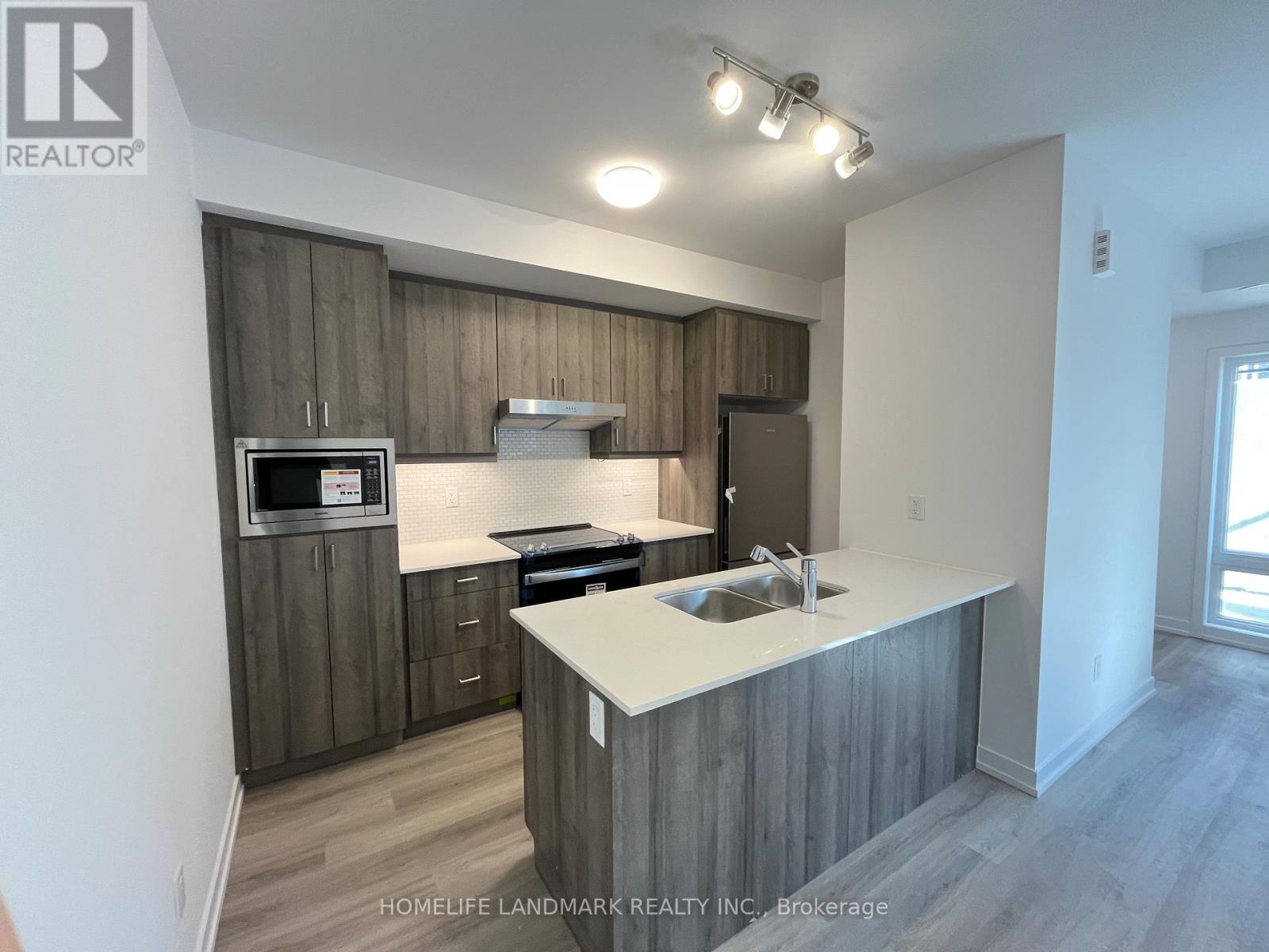 316 - 5 Bancroft Lane, Richmond Hill, Ontario  L4E 1M1 - Photo 2 - N13742738