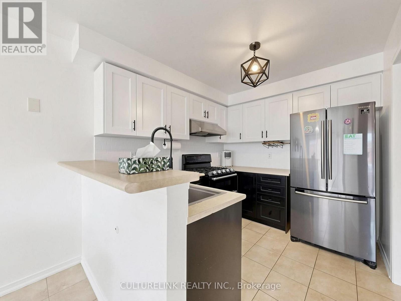 114 Duffin Drive, Whitchurch-Stouffville, Ontario L4A 0X3 - Photo 17 - N13742800