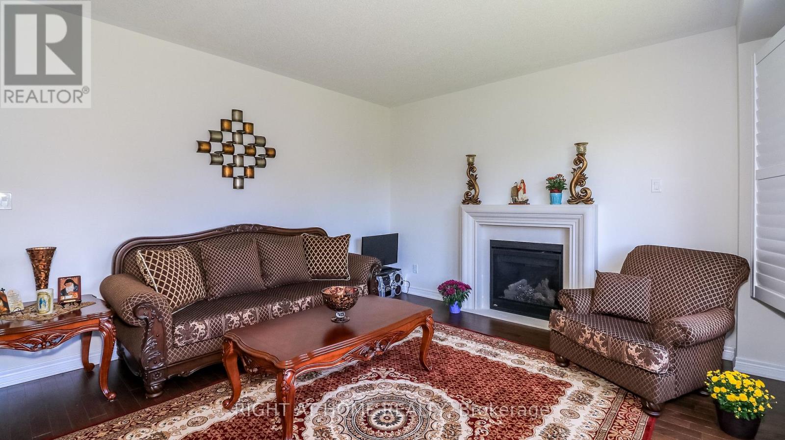 1474 Simpkin Court, Innisfil, Ontario  L0L 1W0 - Photo 5 - N13742826