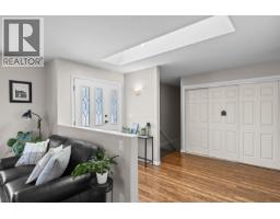 735 Nahanni Place, Kelowna, British Columbia  V1V 1N5 - Photo 11 - 10397955