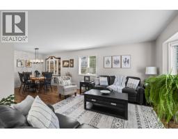 735 Nahanni Place, Kelowna, British Columbia  V1V 1N5 - Photo 9 - 10397955