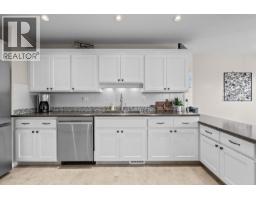 735 Nahanni Place, Kelowna, British Columbia  V1V 1N5 - Photo 19 - 10397955