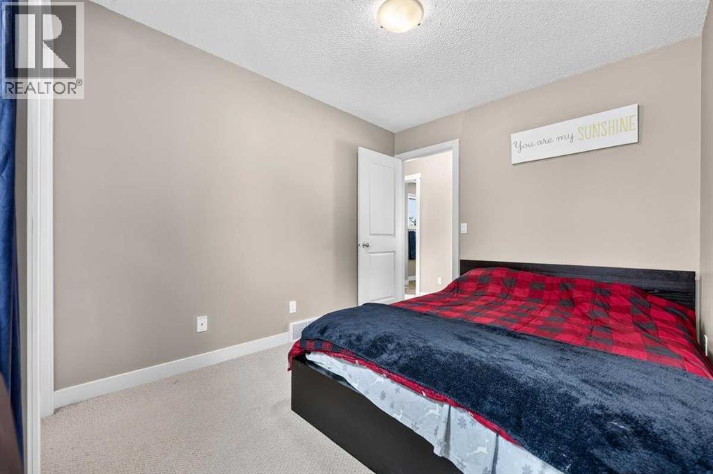74 Heritage Landing, Cochrane, Alberta  T4C 0E3 - Photo 35 - A2342084