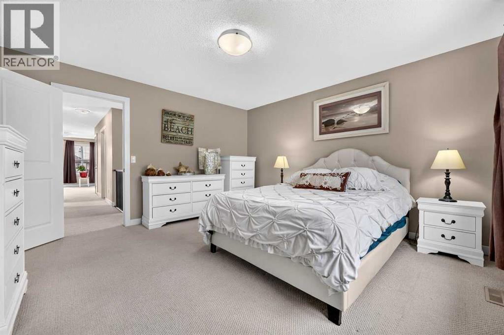 74 Heritage Landing, Cochrane, Alberta  T4C 0E3 - Photo 28 - A2342084