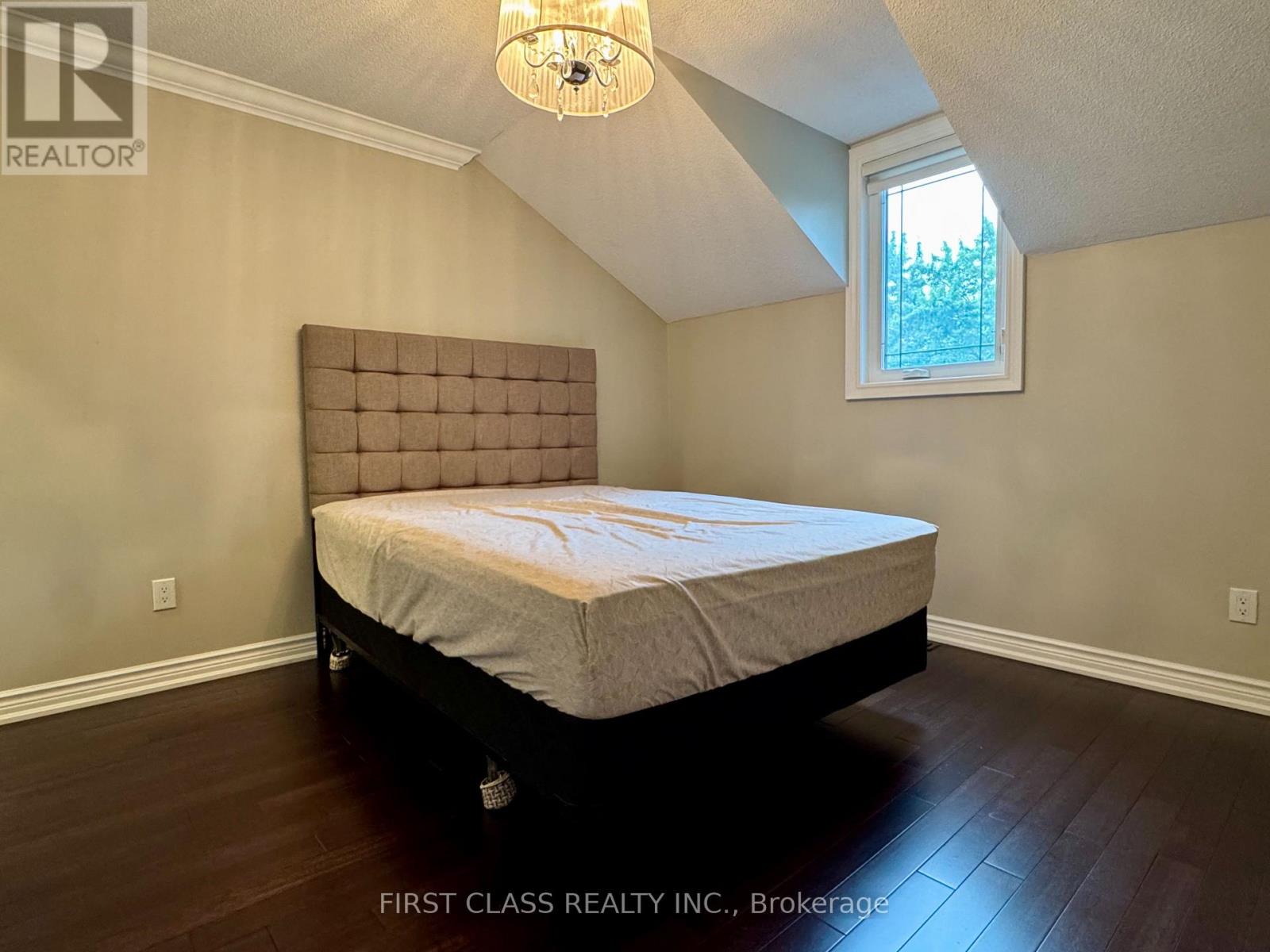 1230 Glenashton Drive, Oakville, Ontario  L6H 5L9 - Photo 22 - W13742614