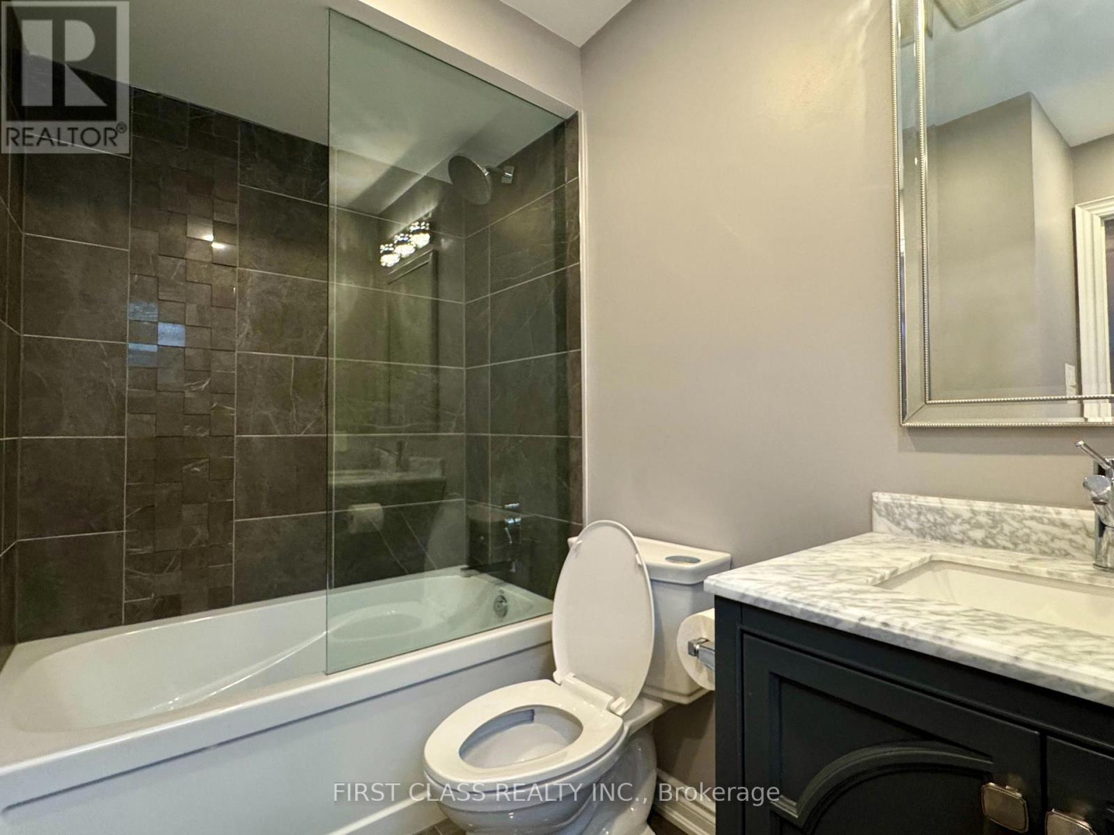 1230 Glenashton Drive, Oakville, Ontario  L6H 5L9 - Photo 24 - W13742614