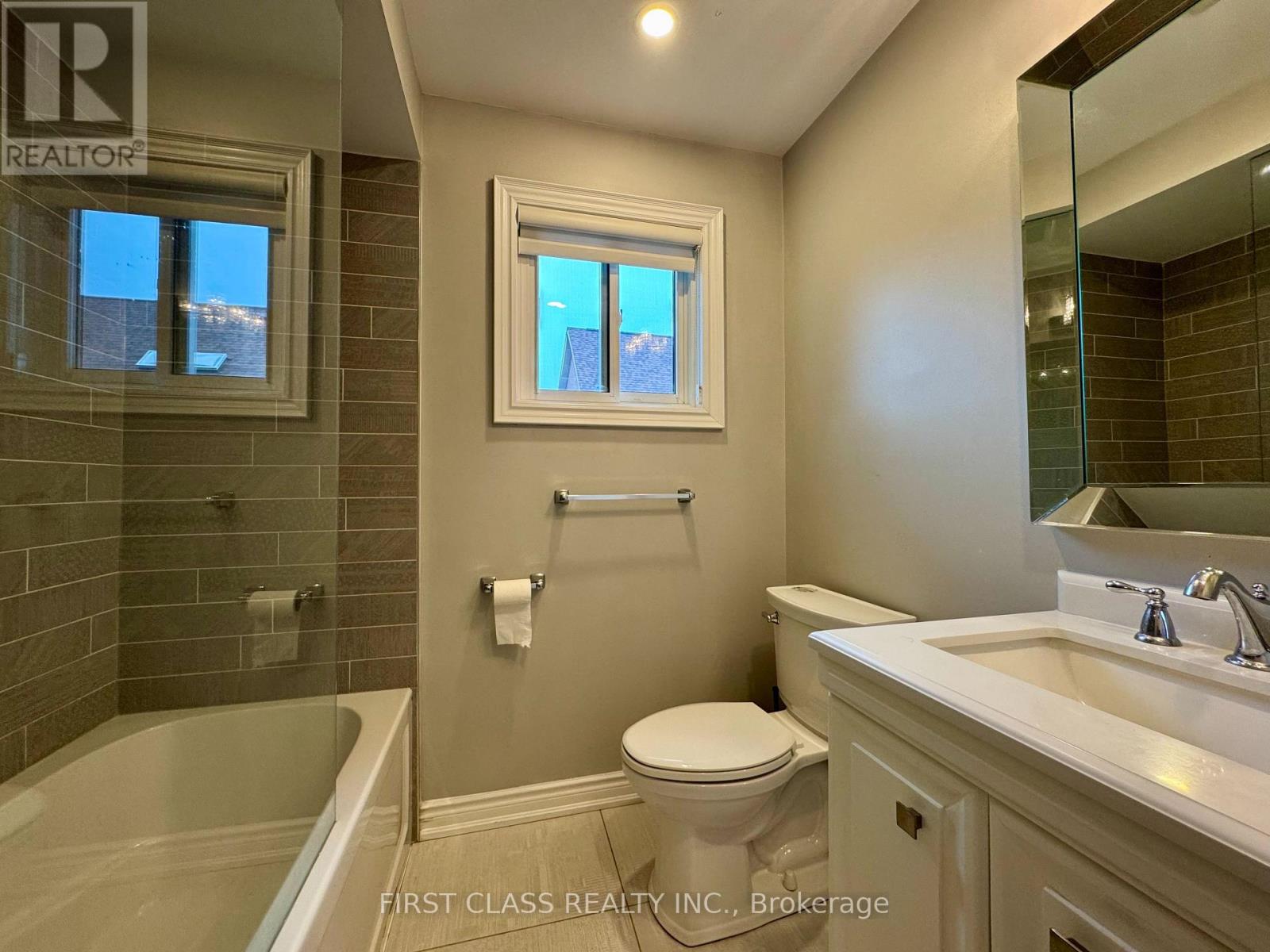 1230 Glenashton Drive, Oakville, Ontario  L6H 5L9 - Photo 27 - W13742614