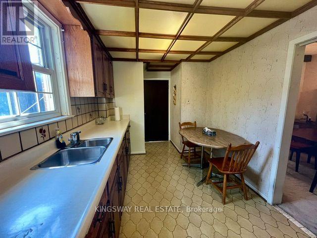 26 Jerome Street, Toronto, Ontario  M6P 1H7 - Photo 6 - W13742640