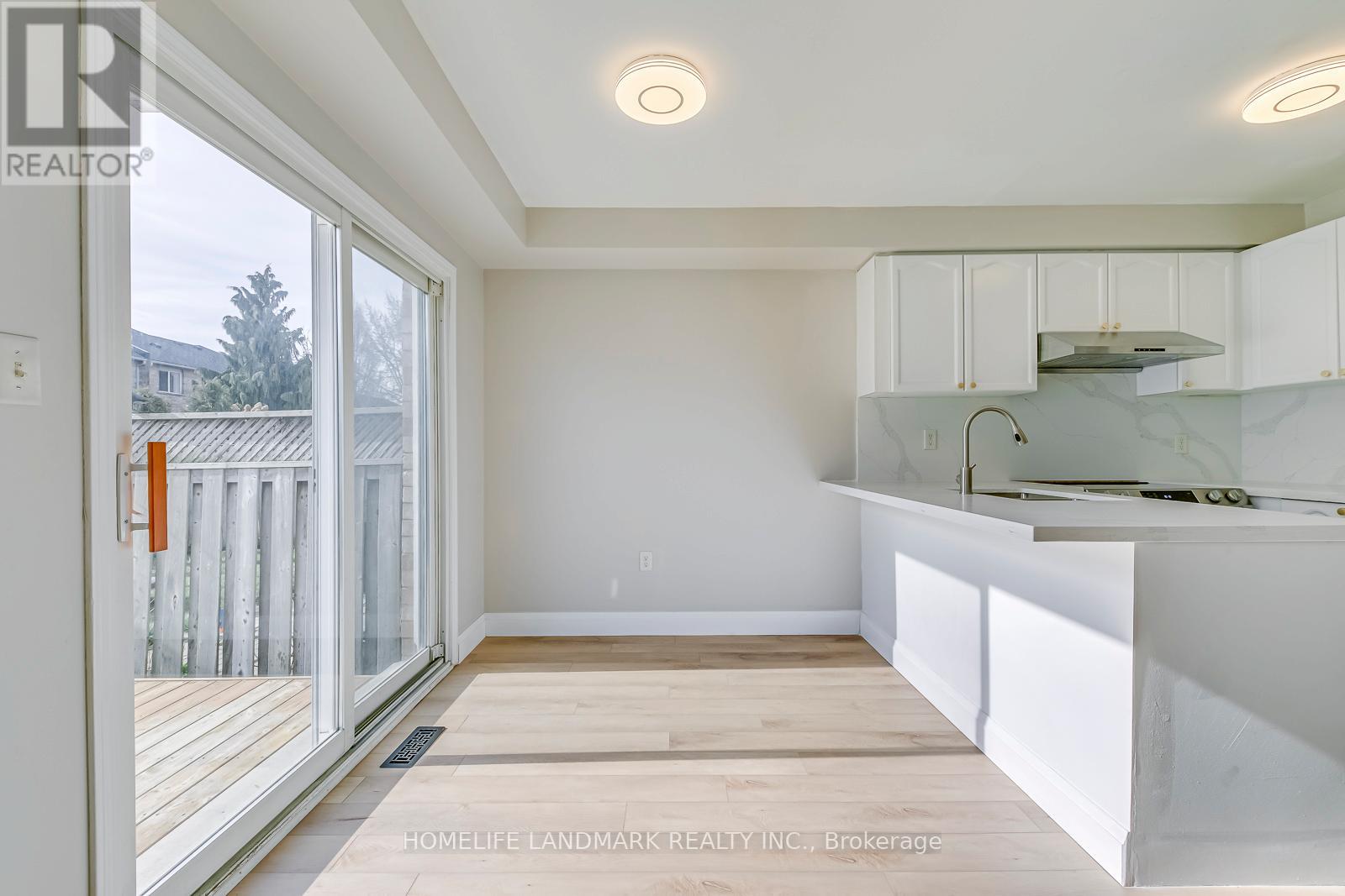 4432 Peter Drive, Burlington, Ontario  L7L 6S7 - Photo 10 - W13742654